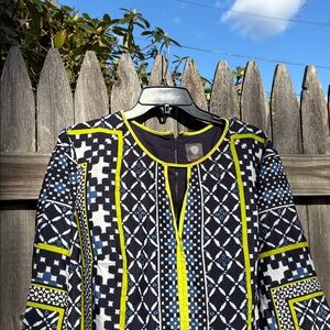 Vince Camuto 18W light, lined dress!